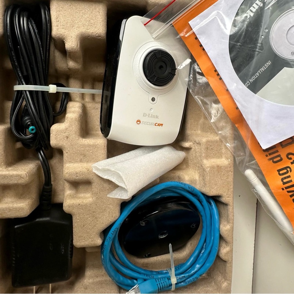 D-Link Wireless Security System Wireless Camera Open Box Only - Picture 6 of 6